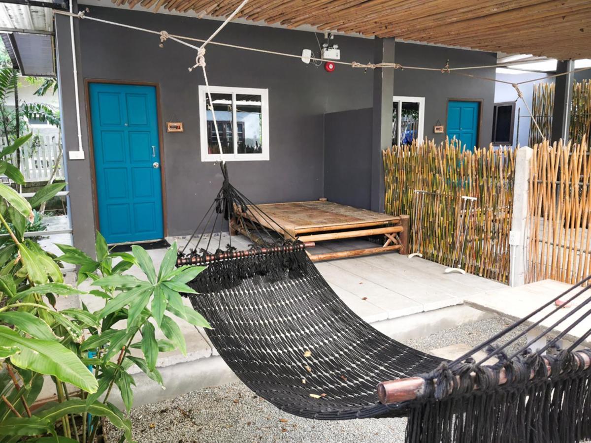 Glur Hostel Ao Nang Екстер'єр фото