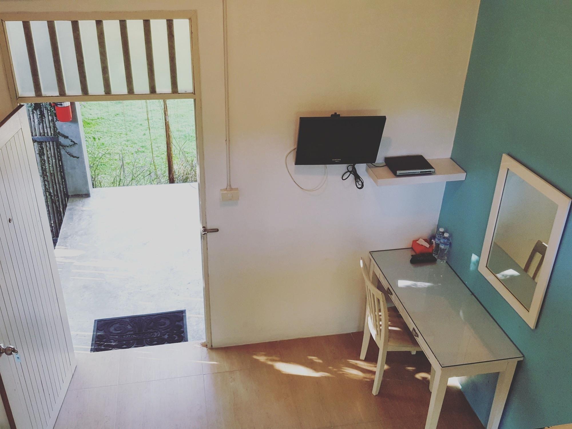 Glur Hostel Ao Nang Екстер'єр фото