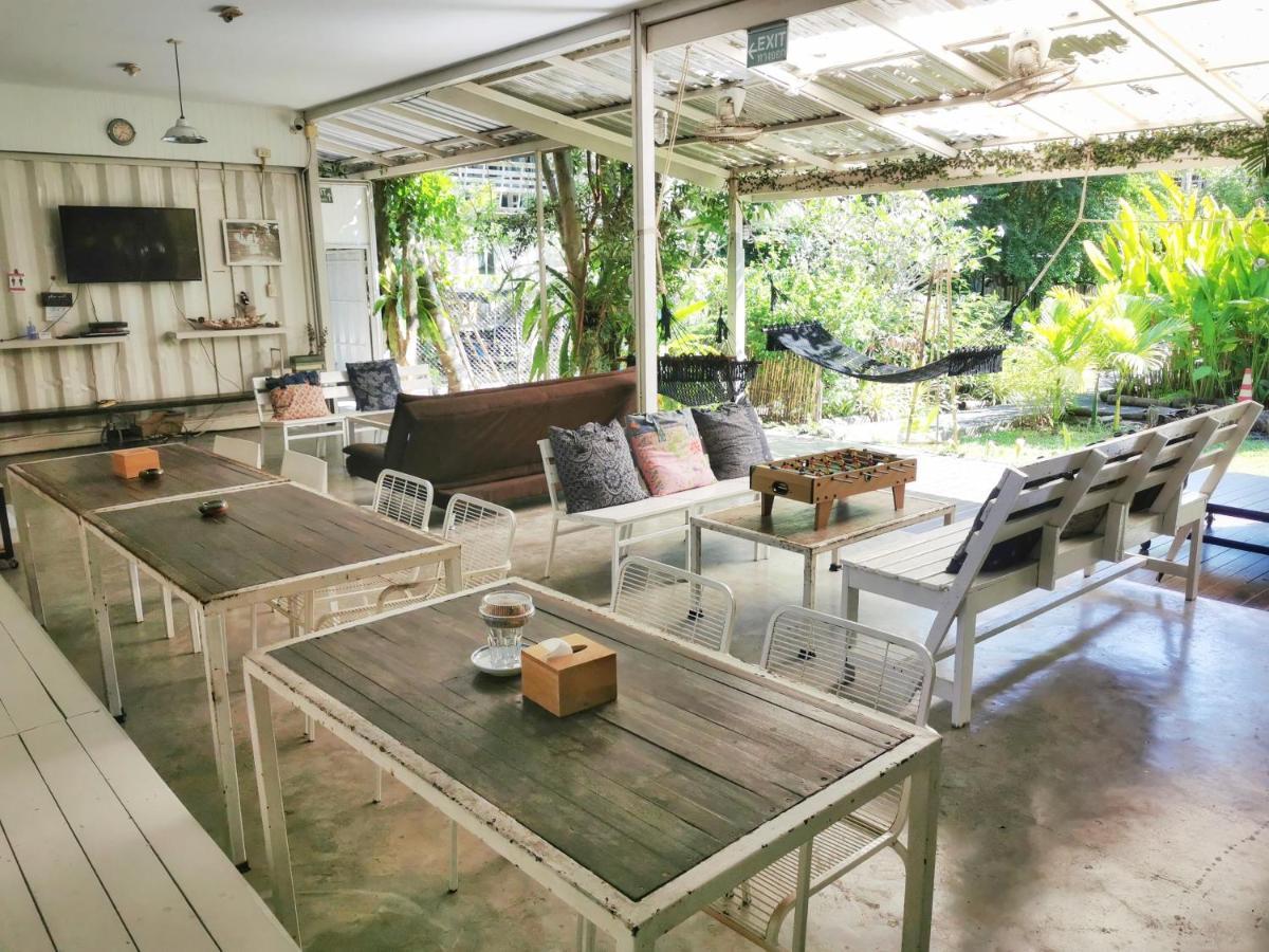 Glur Hostel Ao Nang Екстер'єр фото