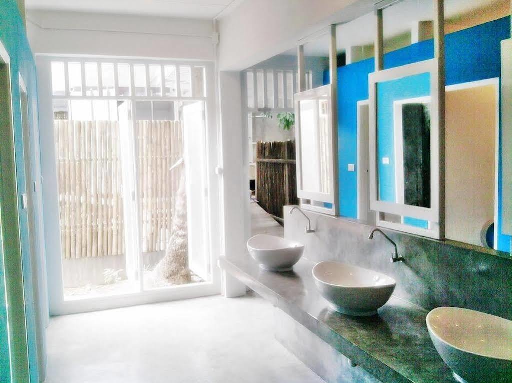 Glur Hostel Ao Nang Екстер'єр фото